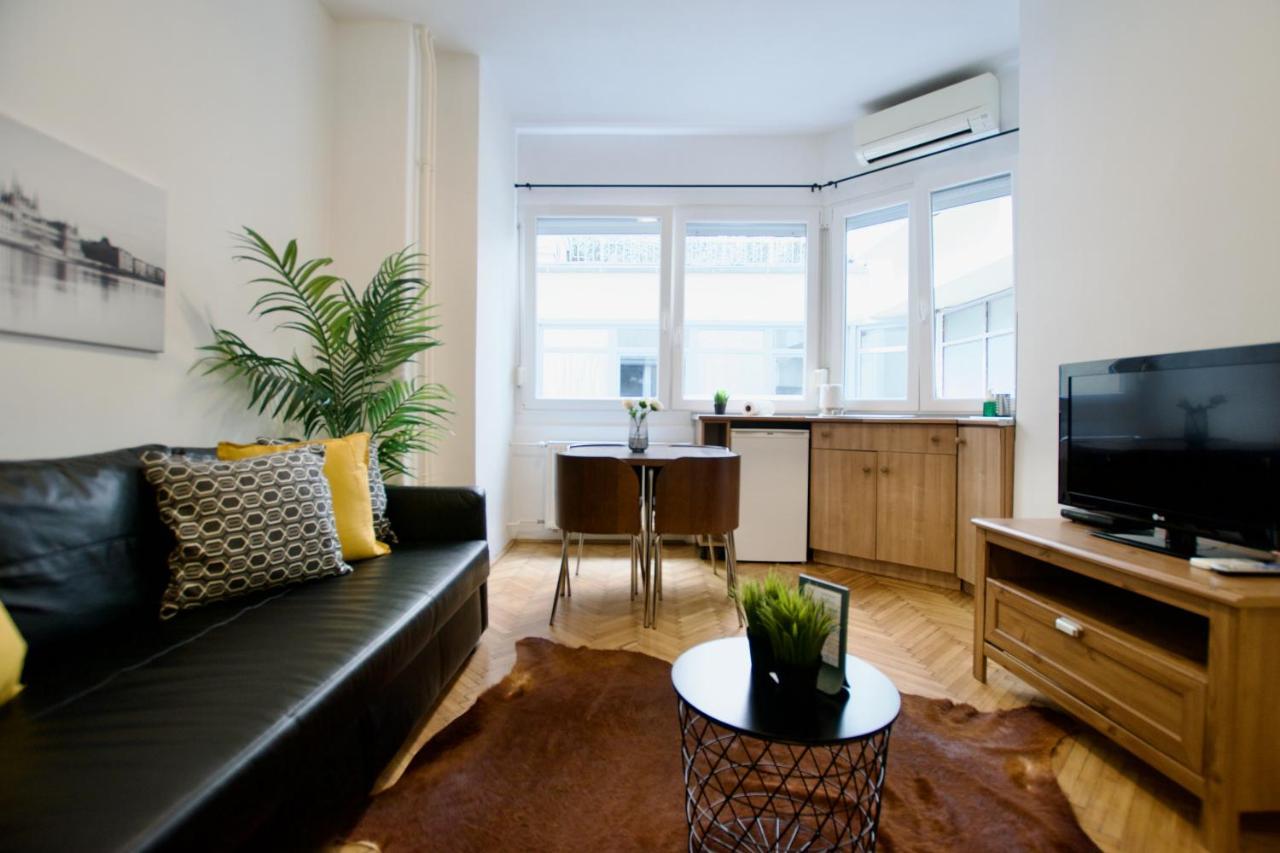 Standard Apartment By Hi5 - Petofi 12 بودابست المظهر الخارجي الصورة